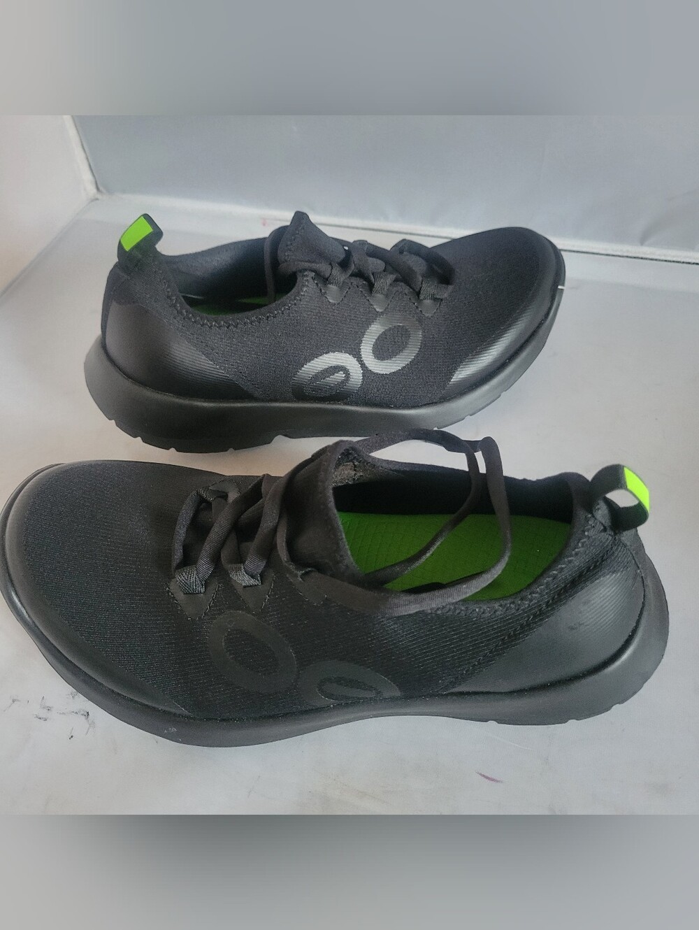 OOFOS OOmg Sport LS Low Black Recovery Sneakers Lace Up  Men Size 8 Women 10.5